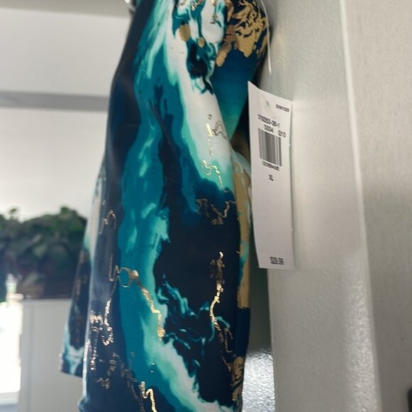 NWT Old Navy Biker Shorts & Longline Sports Bra size XL (not breaking up set) - Picture 5 of 6